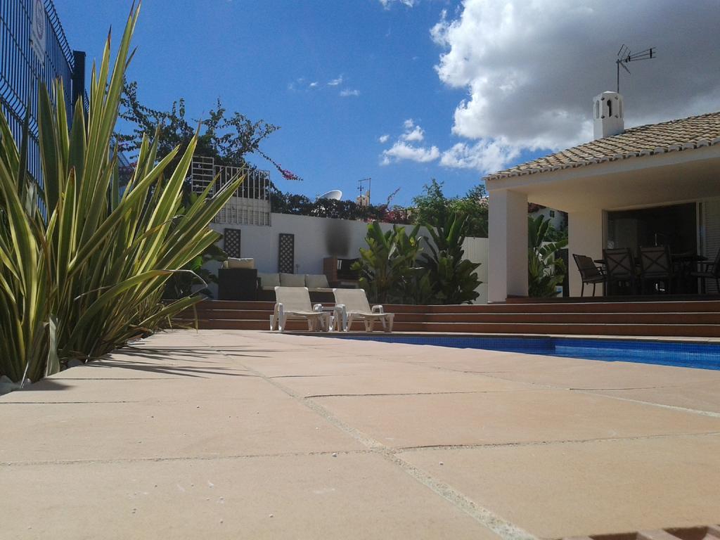 البوفيرا Villa Oura Beach المظهر الخارجي الصورة