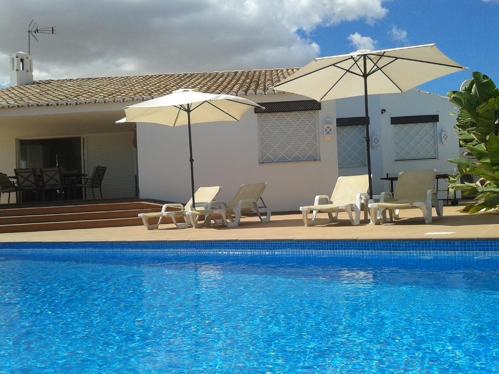 البوفيرا Villa Oura Beach المظهر الخارجي الصورة