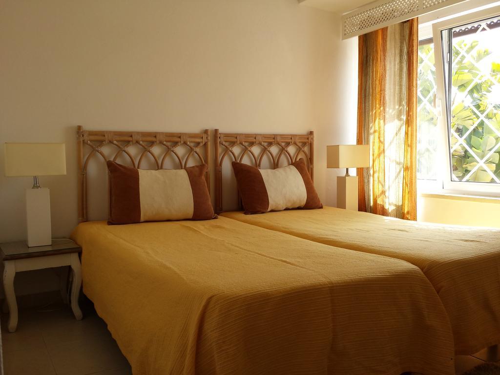 البوفيرا Villa Oura Beach المظهر الخارجي الصورة