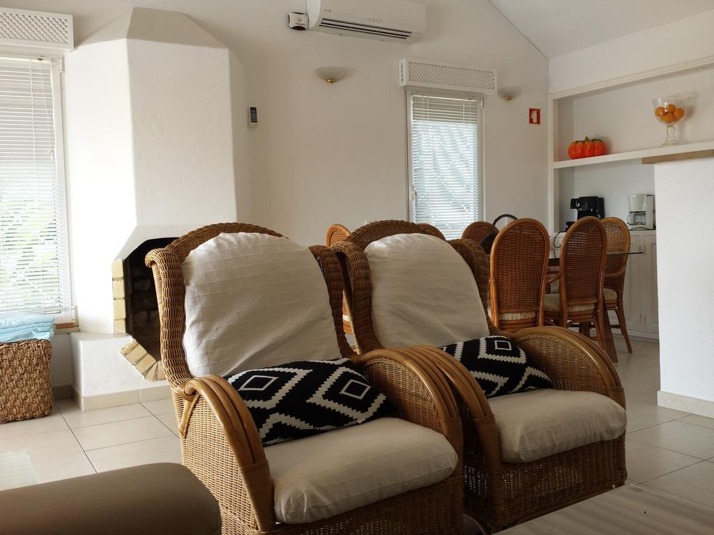 البوفيرا Villa Oura Beach المظهر الخارجي الصورة