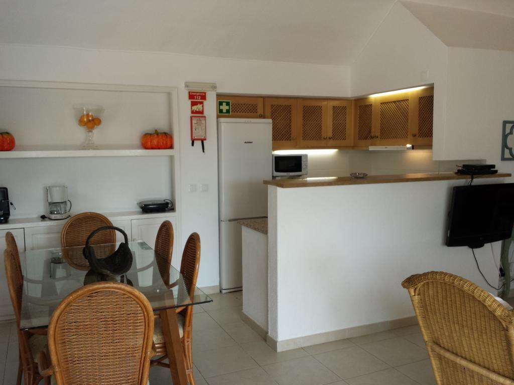 البوفيرا Villa Oura Beach المظهر الخارجي الصورة