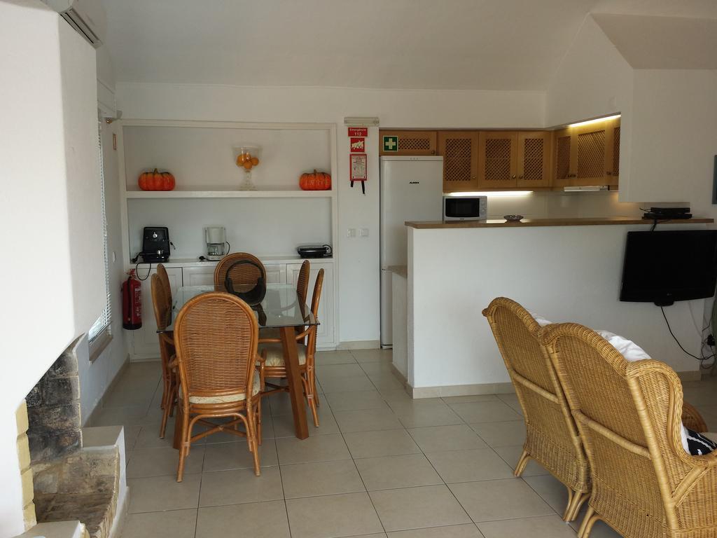 البوفيرا Villa Oura Beach المظهر الخارجي الصورة